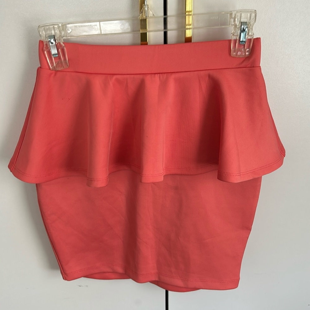 Bebe flare scuba skirt‎ size xs